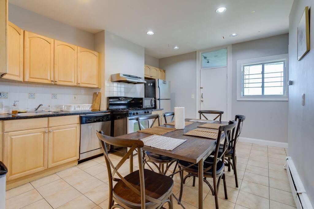 New! Boston Condo Near Mbta, 3Mi To Fenway ! Ngoại thất bức ảnh