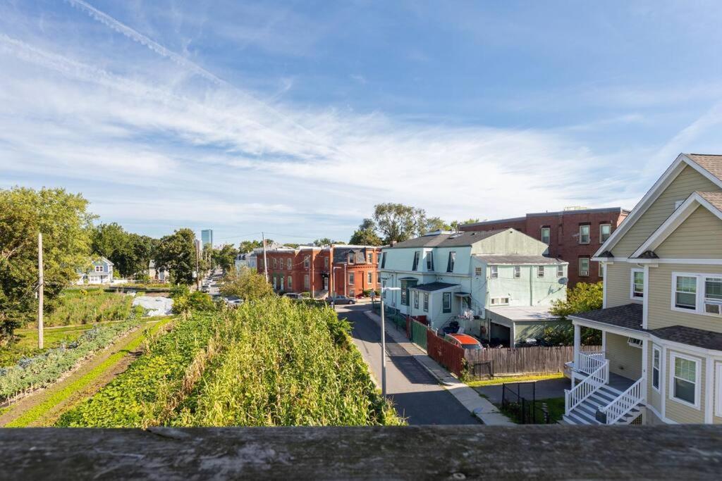 New! Boston Condo Near Mbta, 3Mi To Fenway ! Ngoại thất bức ảnh